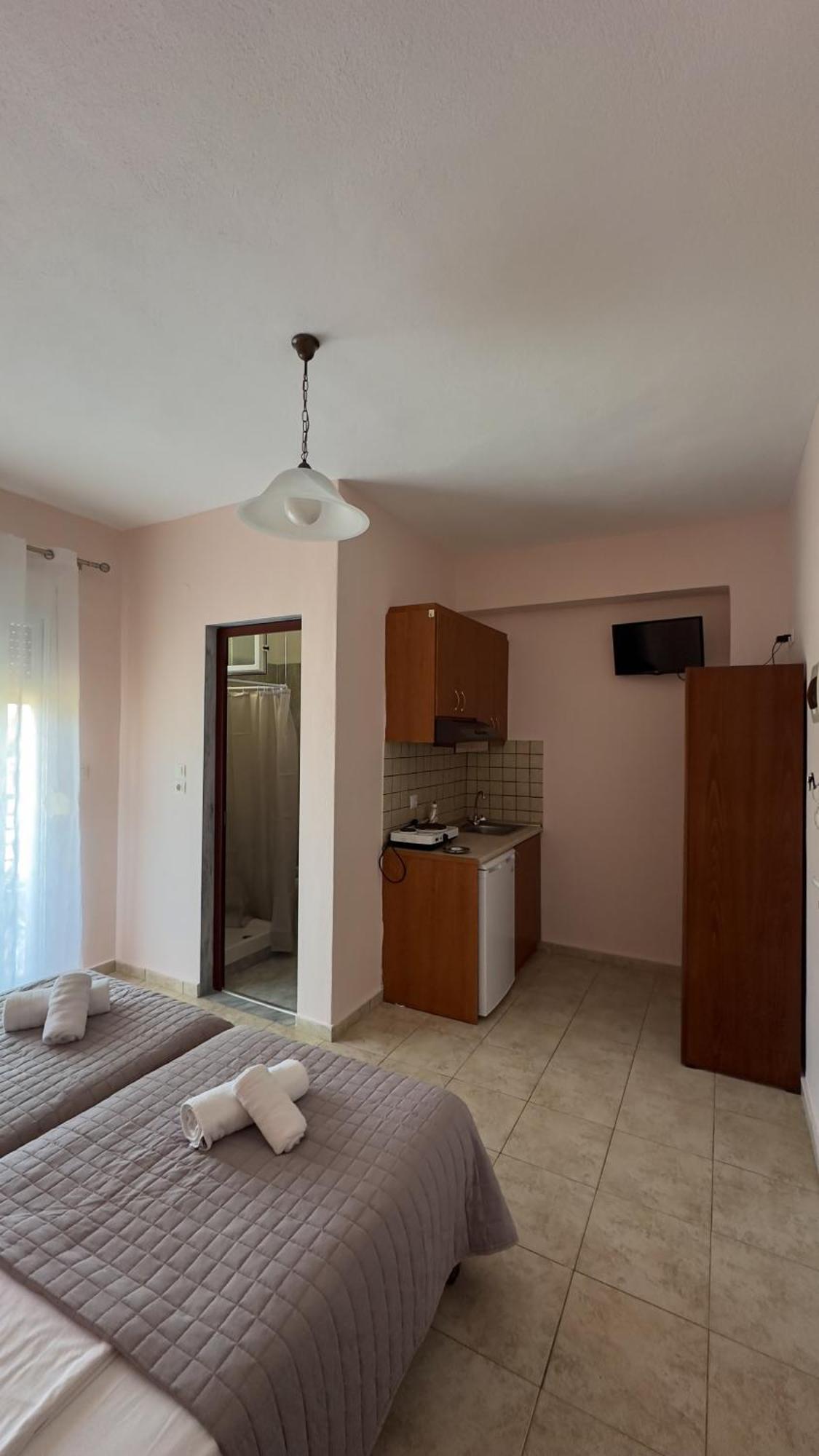 Tsipos Rooms Ставрос Екстериор снимка